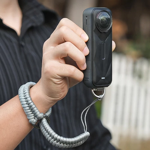 Biztonsági csuklópánt akciókamerákhoz (fekete)