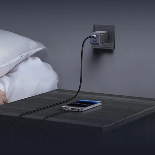 UGreen Nexode S 65W Portable Charger (EU, 2xUSB-C, 1xUSB-A töltő)